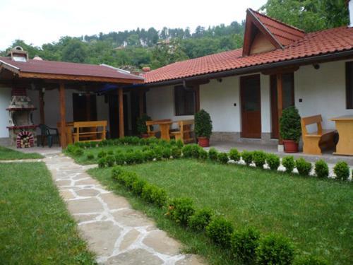 Къща За Гости Боляри Tryavna Exterior foto