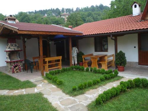 Къща За Гости Боляри Tryavna Exterior foto